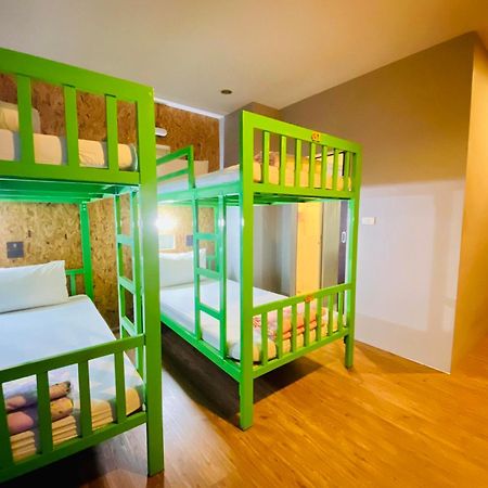 Patong Frutta Hostel מראה חיצוני תמונה