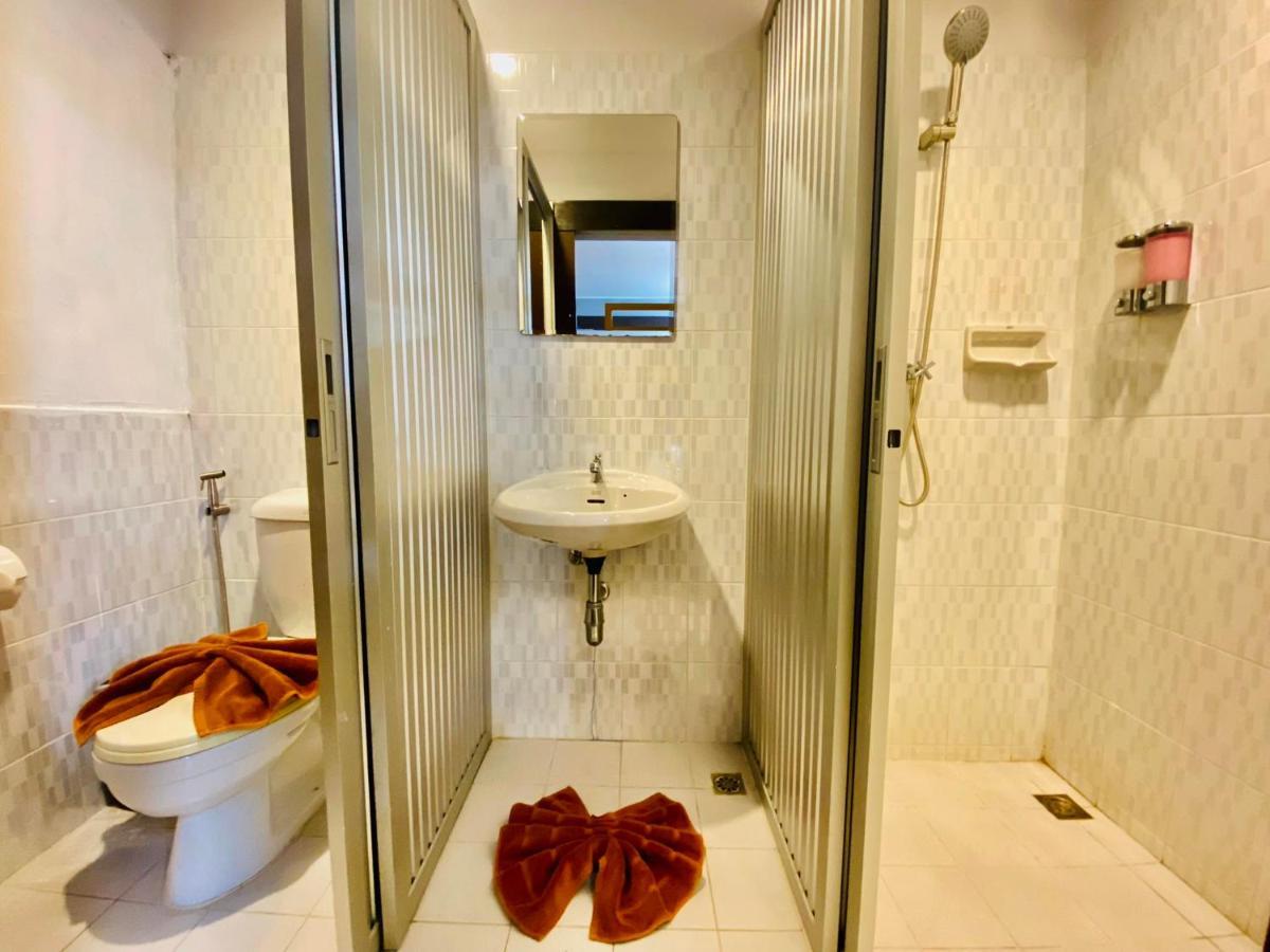 Patong Frutta Hostel מראה חיצוני תמונה