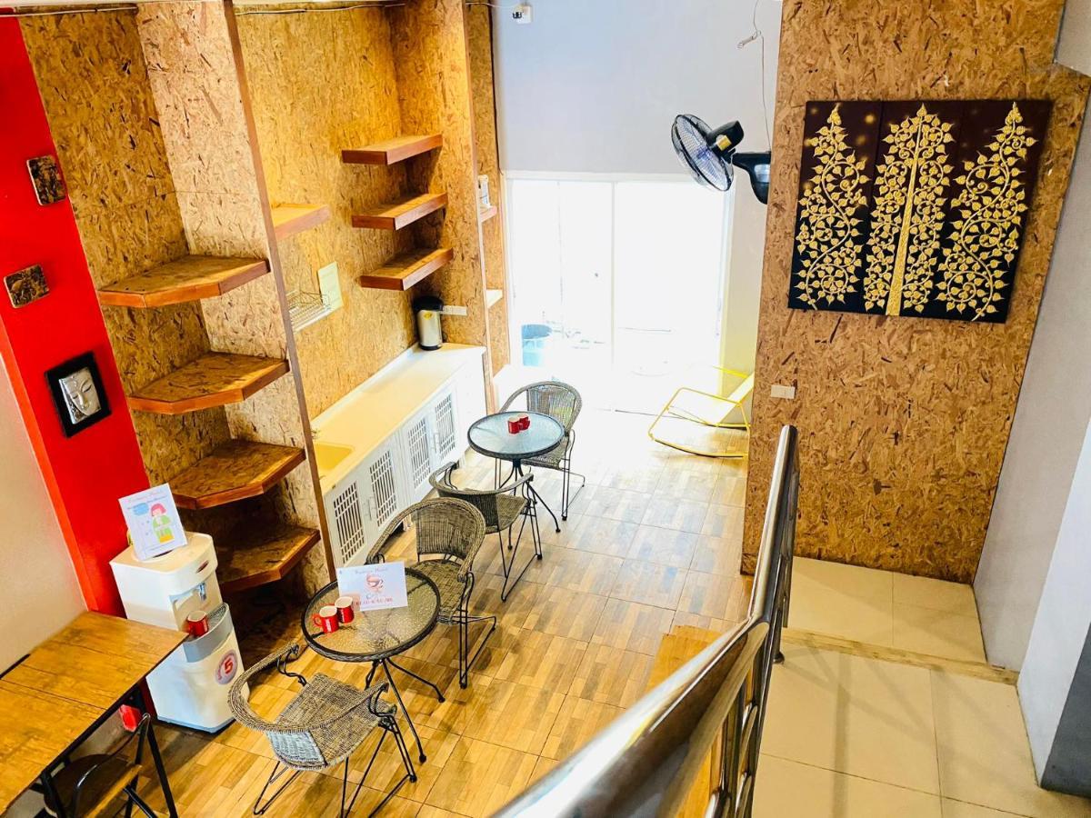 Patong Frutta Hostel מראה חיצוני תמונה